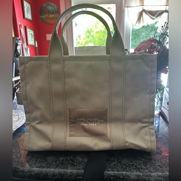 Marc Jacob’s medium tote bag - Picture 3 of 5